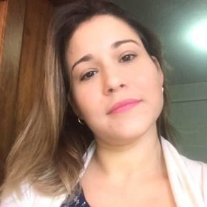 Meet your Posher, Claudia